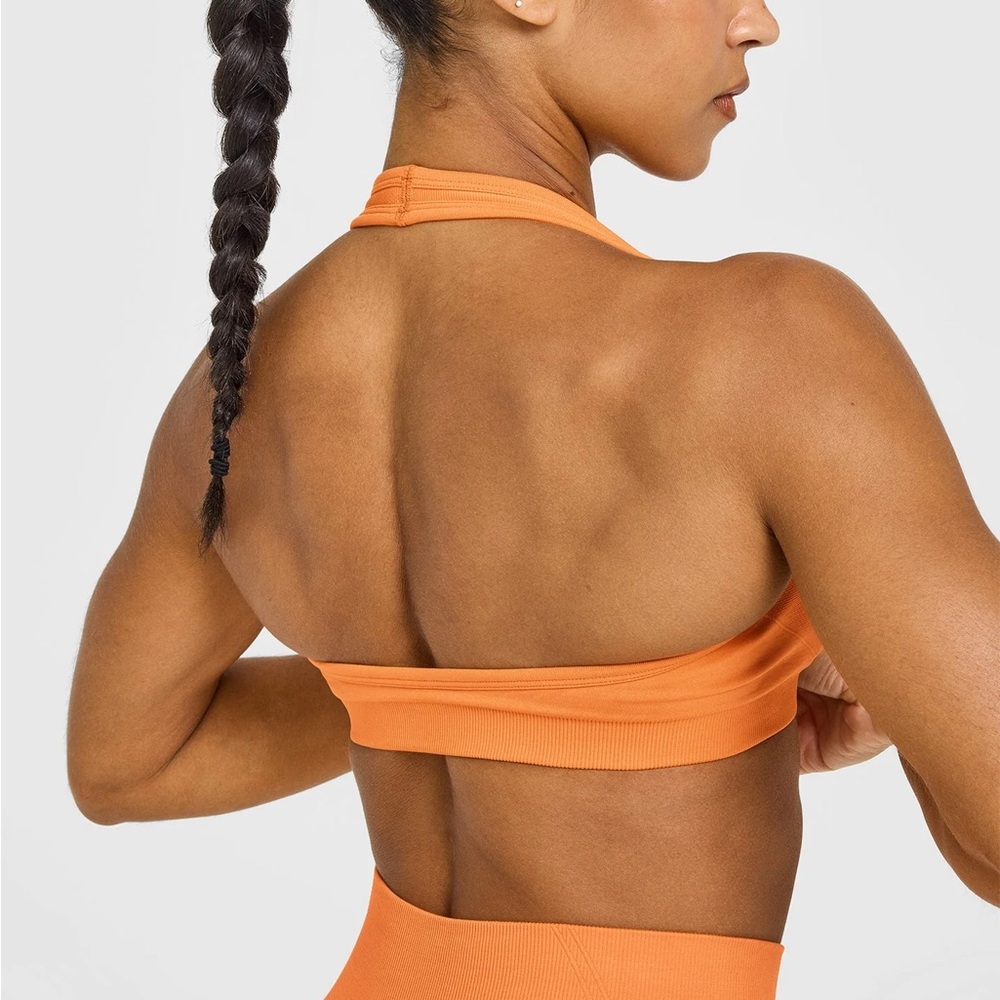 Oner Active EFFORTLESS SEAMLESS HALTER NECK SPORTS BRA - Picture 2 of 3